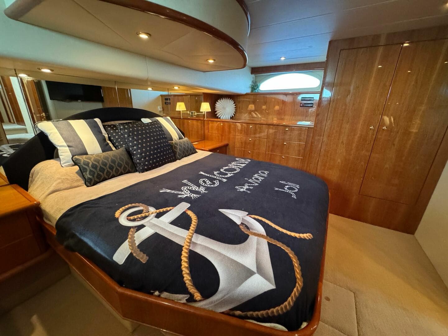 2005 Neptunus 62 Flybridge — photo 47