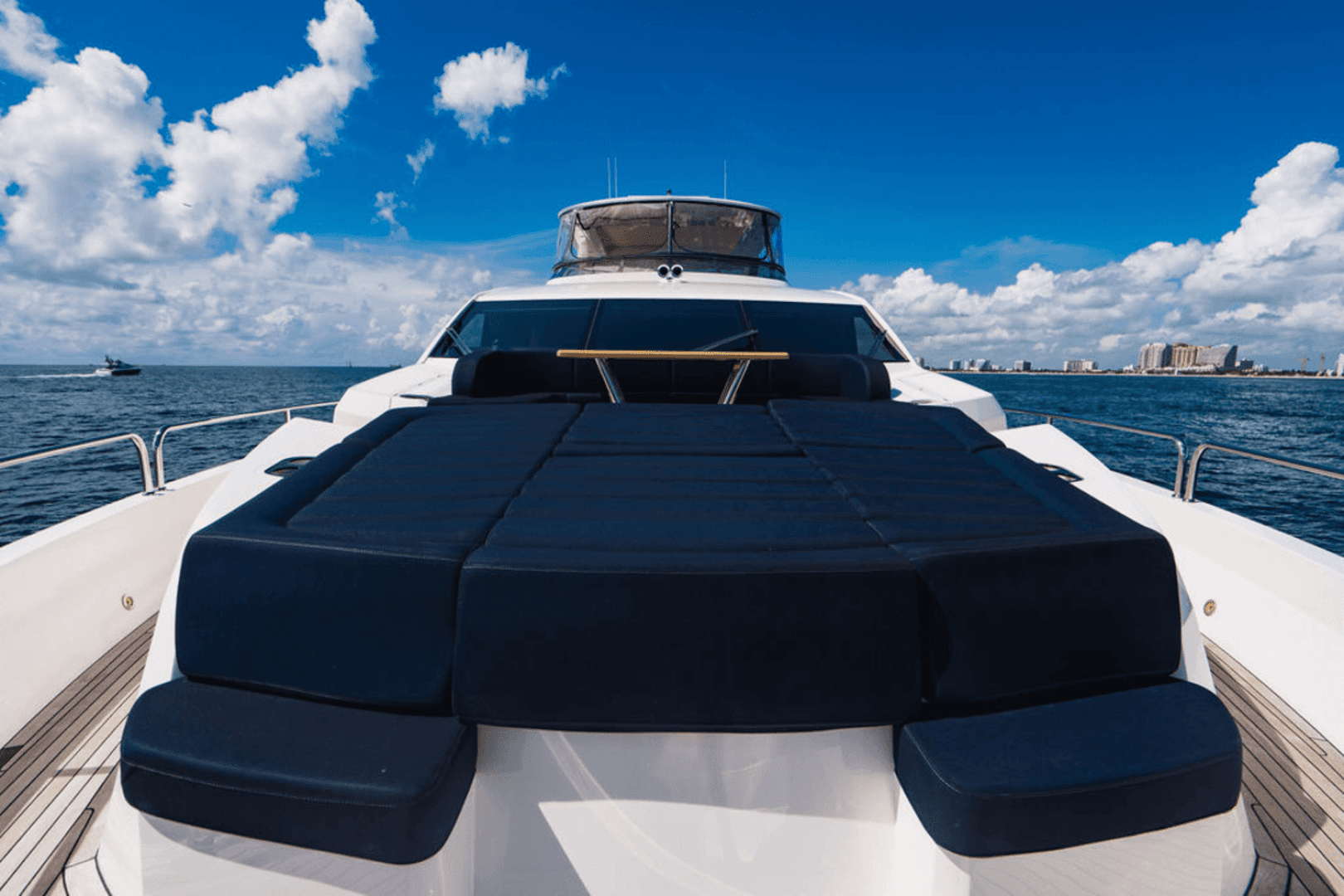 2019 Sunseeker 86 — photo 11