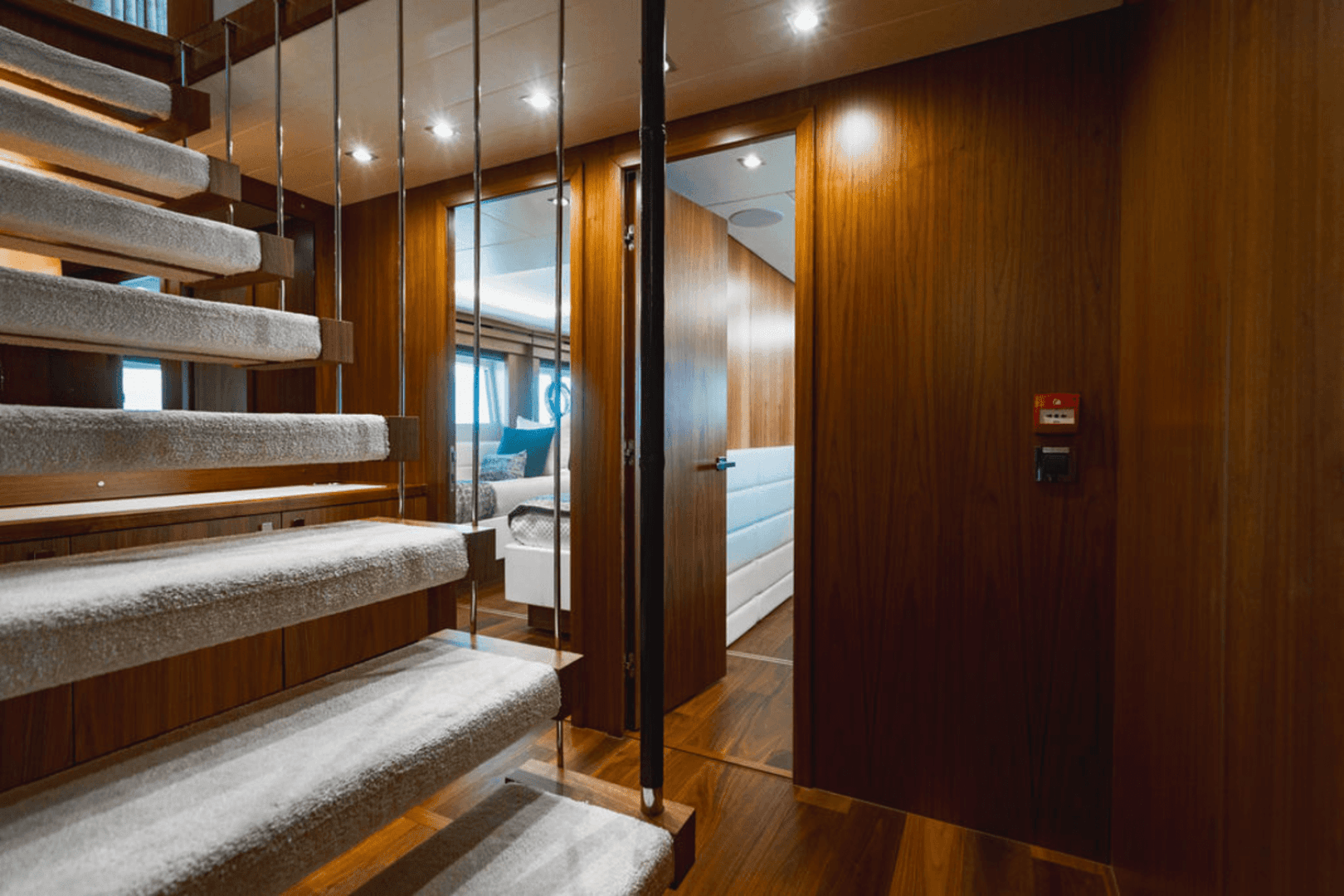 2019 Sunseeker 86 — photo 43