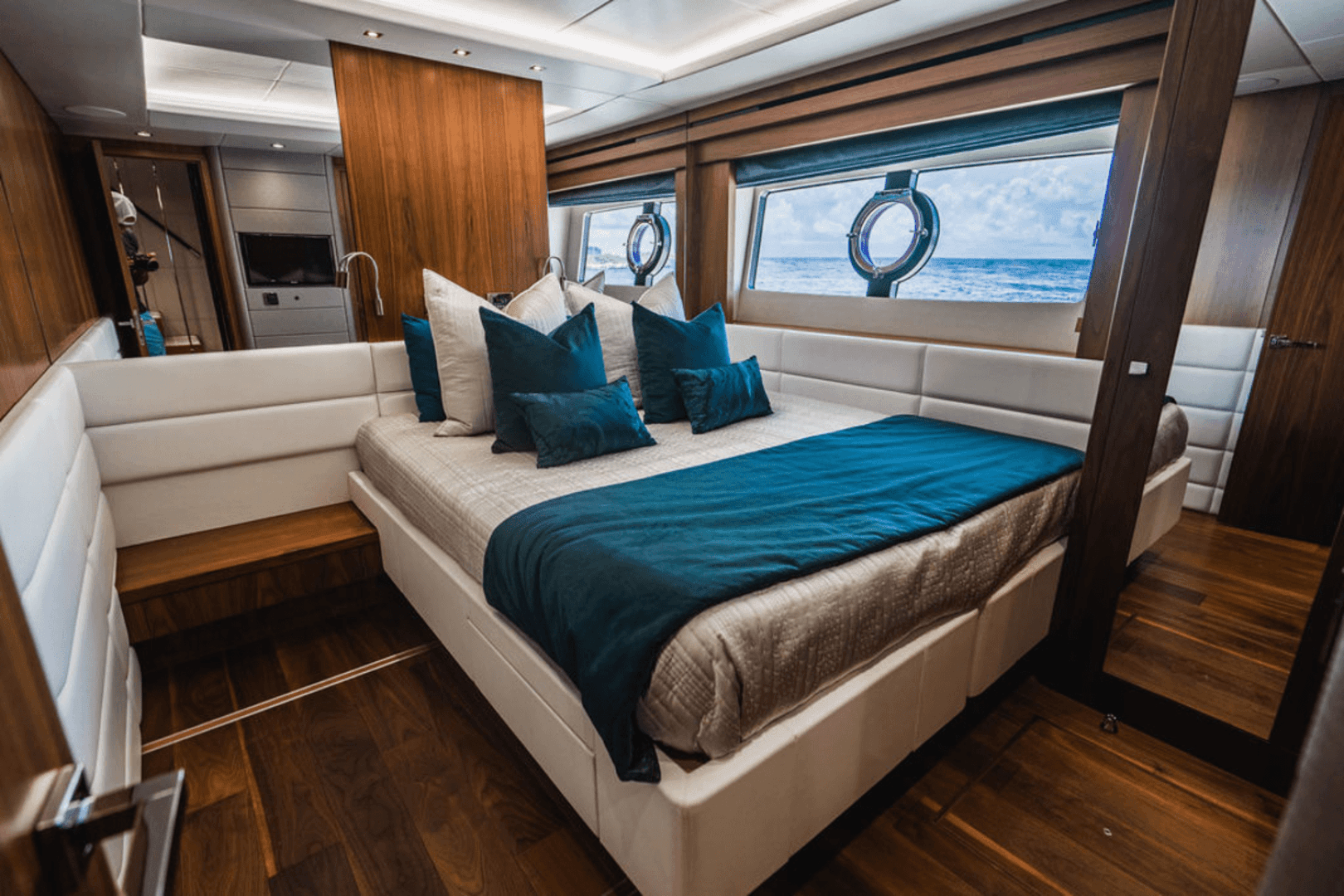 2019 Sunseeker 86 — photo 44