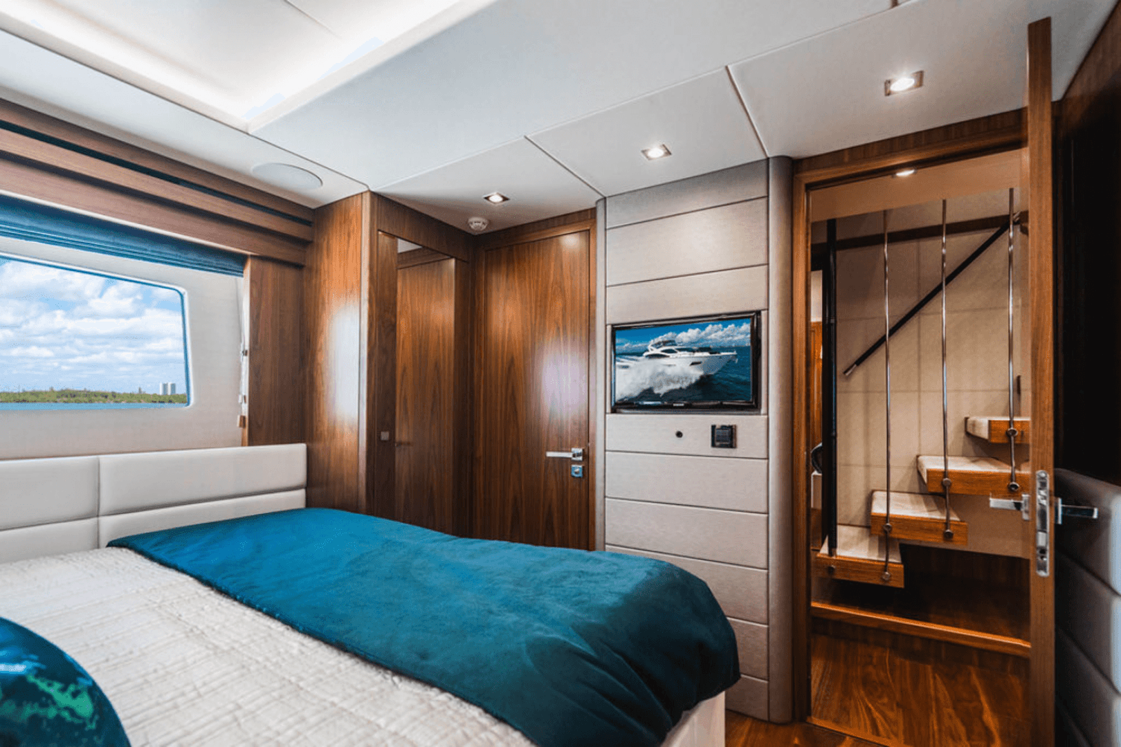 2019 Sunseeker 86 — photo 45