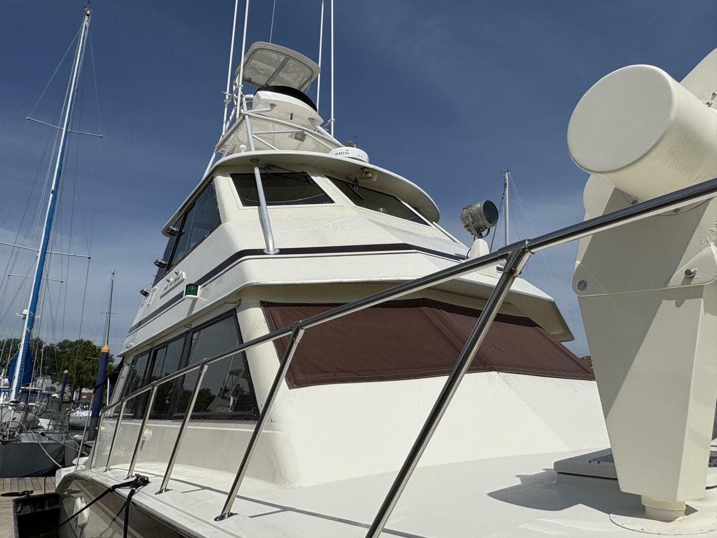 1985 Hatteras 60 Enclosed Bridge — photo 62