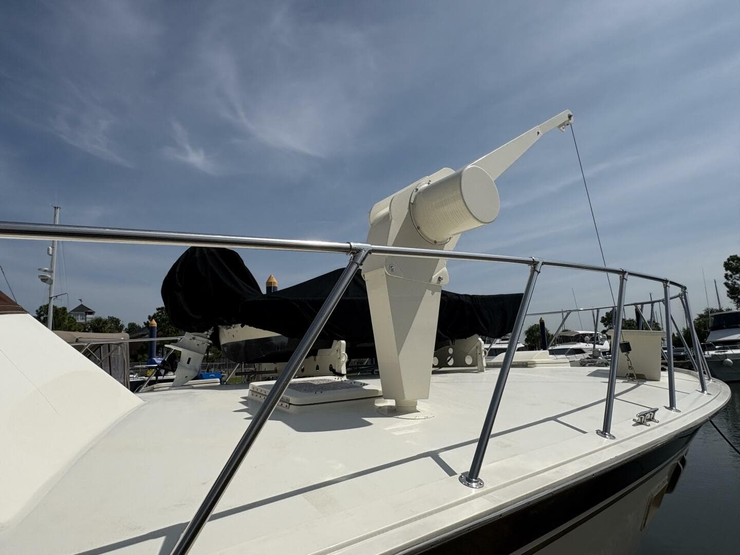 1985 Hatteras 60 Enclosed Bridge — photo 59