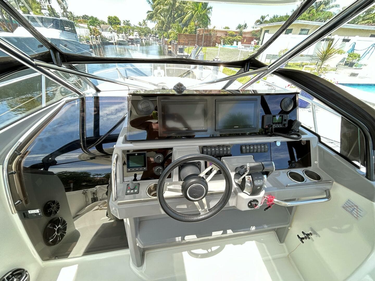 2022 Jeanneau Leader 10.5 WA Series 2 — photo 9