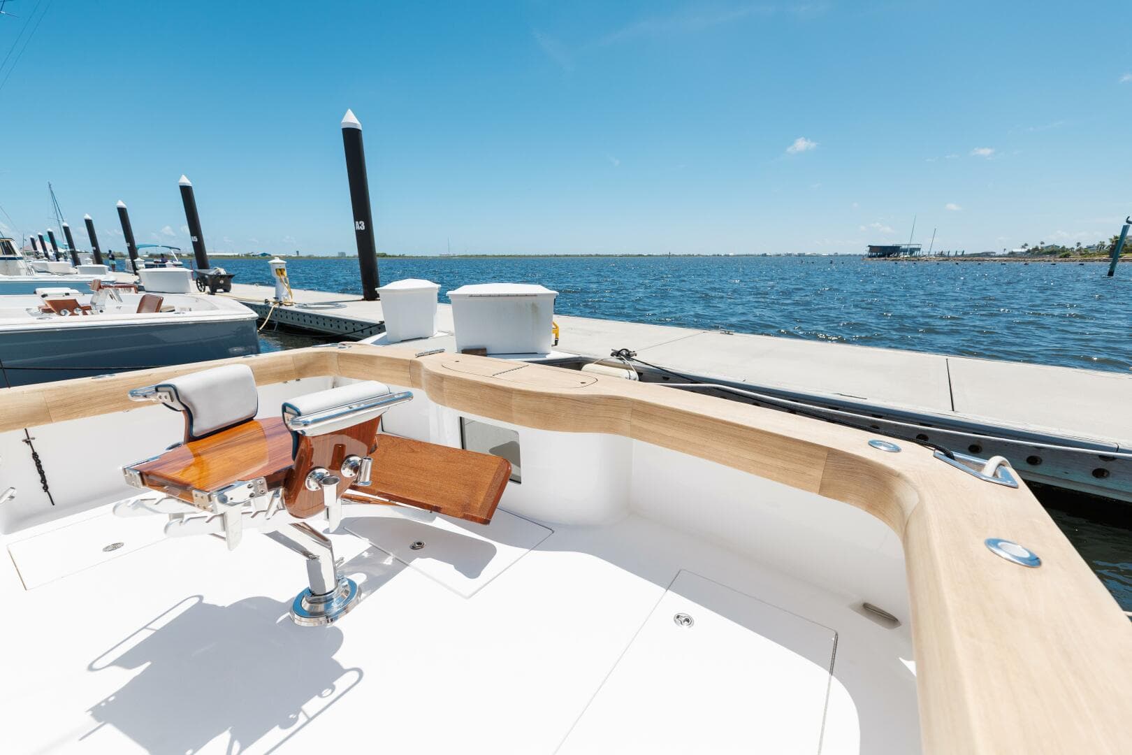 2018 Hatteras GT 45 X Flybridge — photo 39