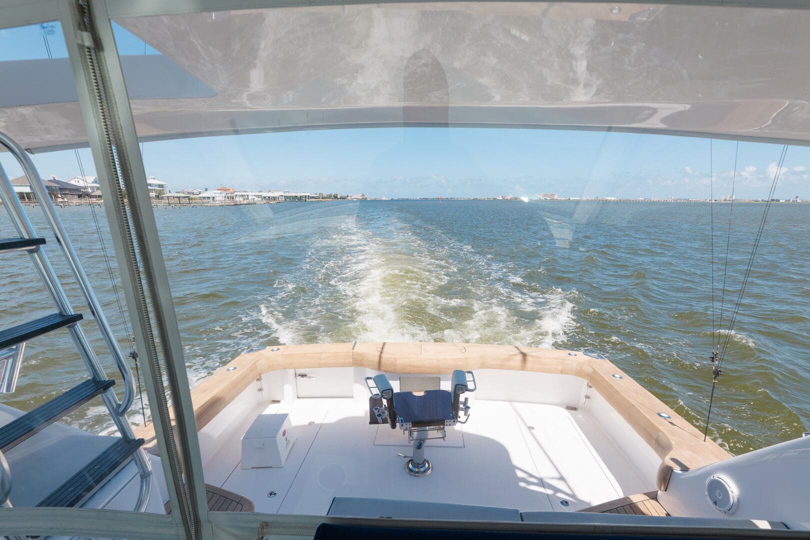 2018 Hatteras GT 45 X Flybridge — photo 41