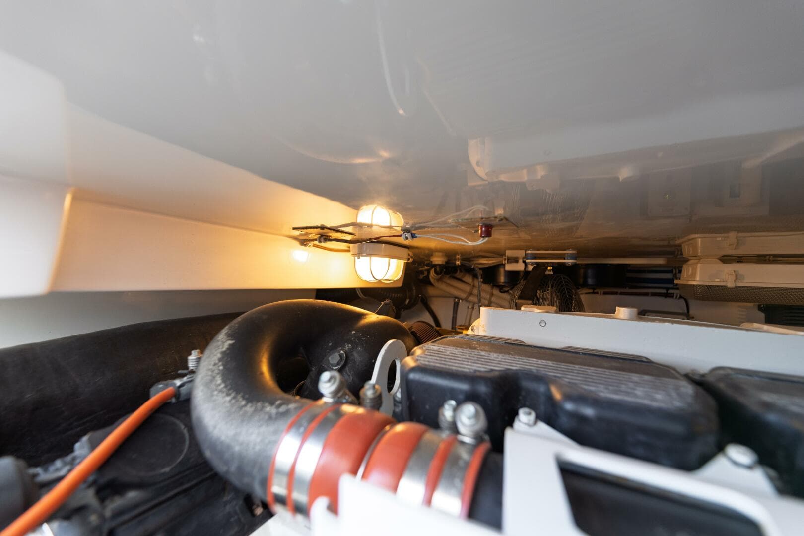 2018 Hatteras GT 45 X Flybridge — photo 56