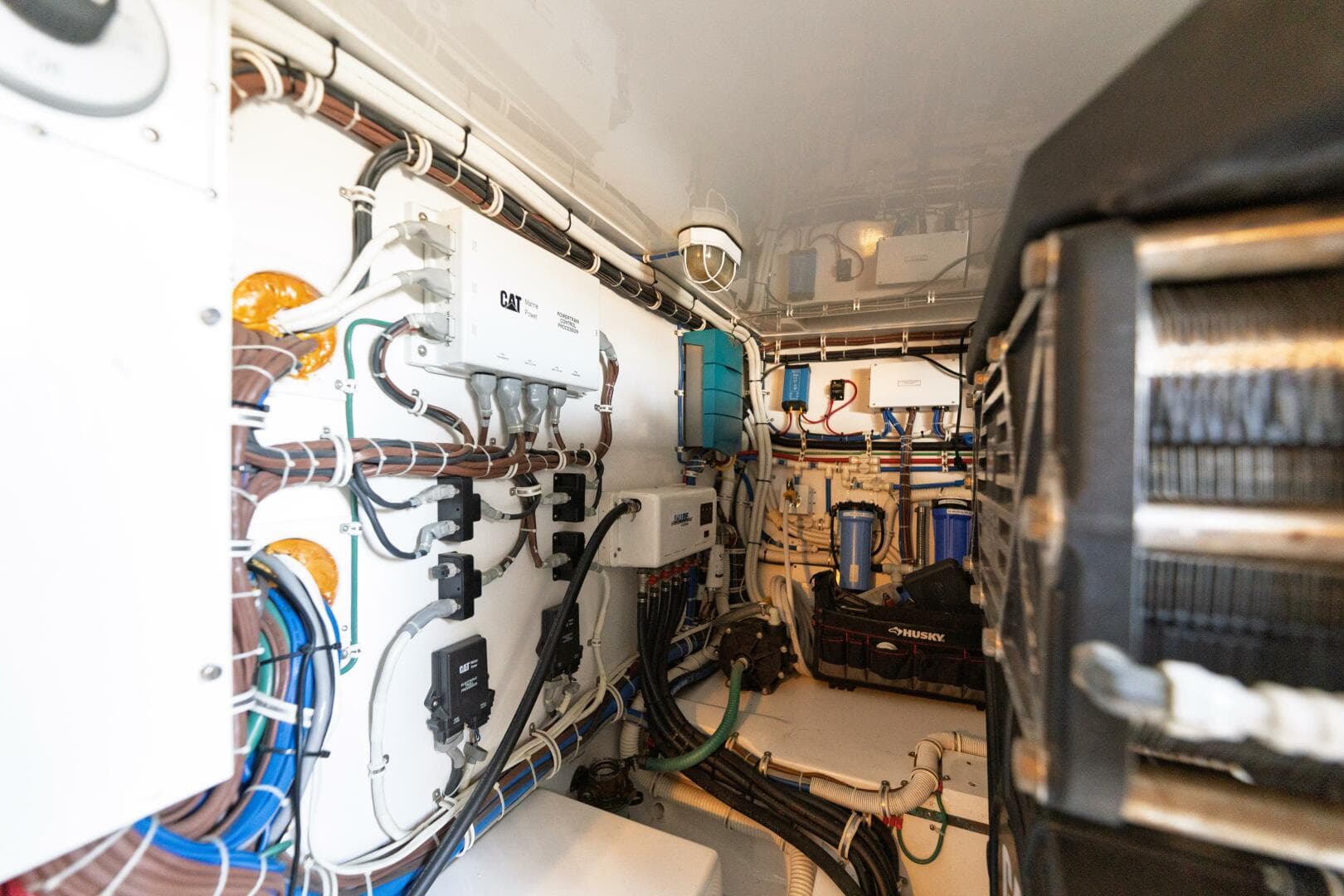 2018 Hatteras GT 45 X Flybridge — photo 52