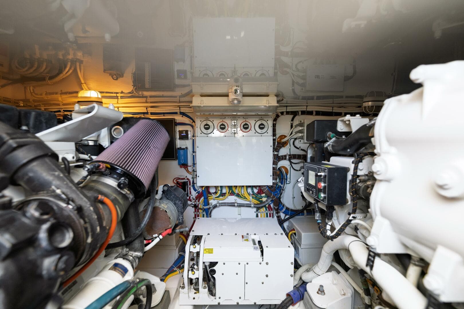 2018 Hatteras GT 45 X Flybridge — photo 50