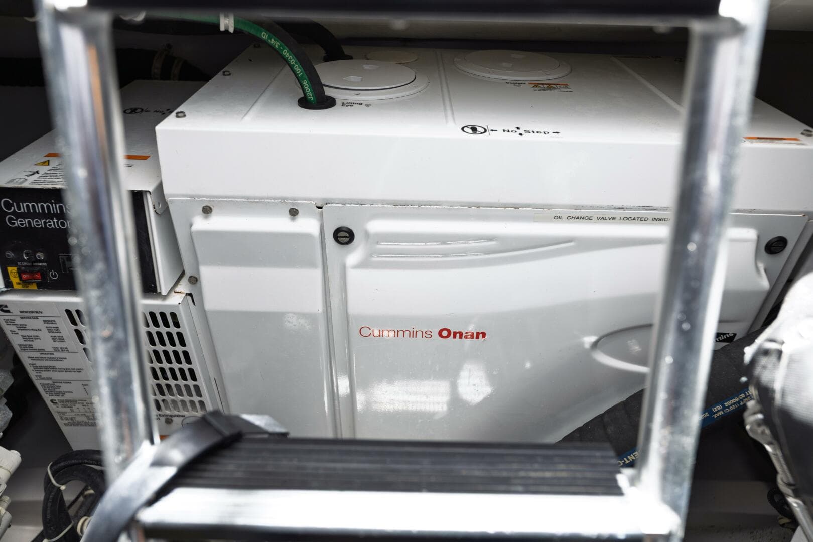 2018 Hatteras GT 45 X Flybridge — photo 34