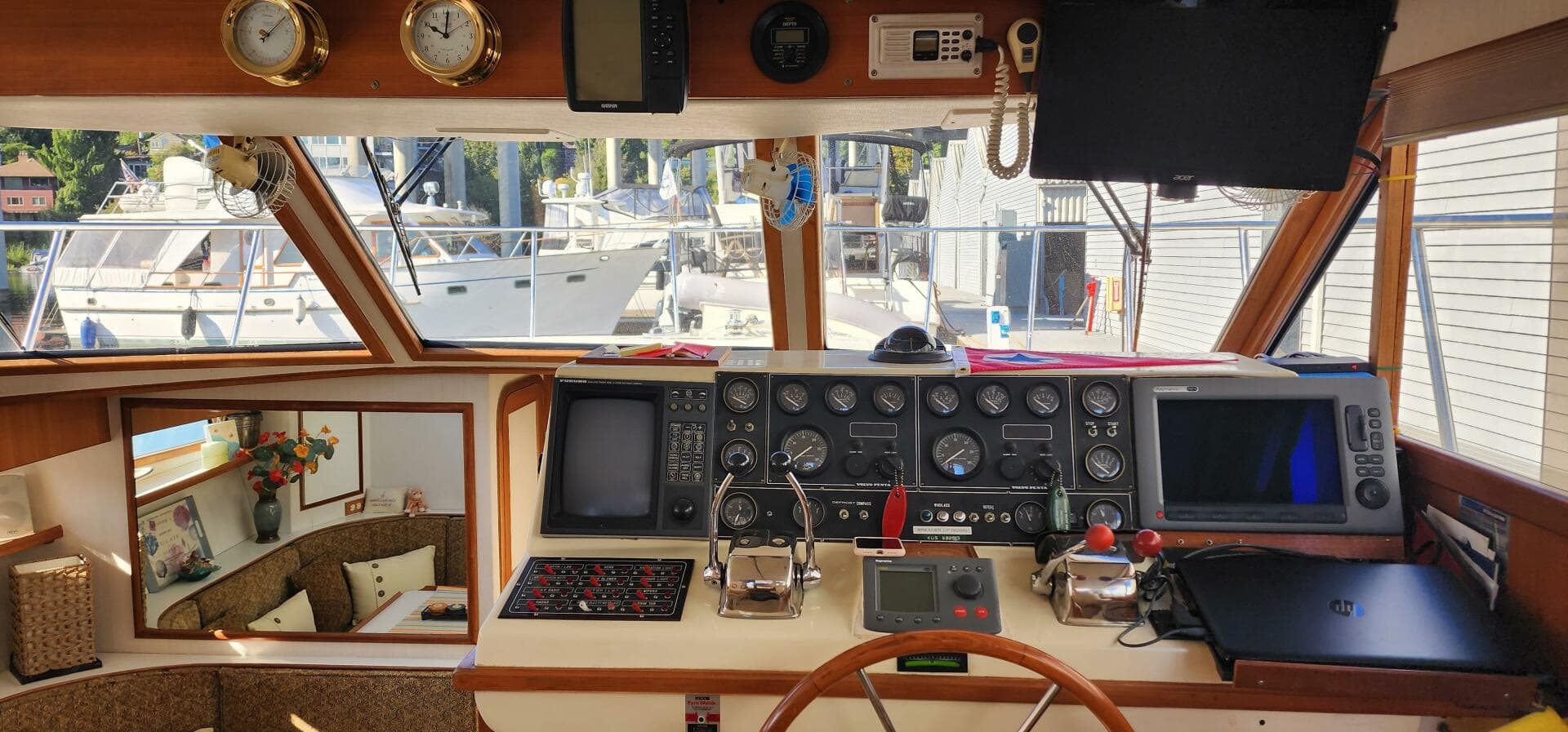 1988 Vantare 44 Aft Cabin — photo 11