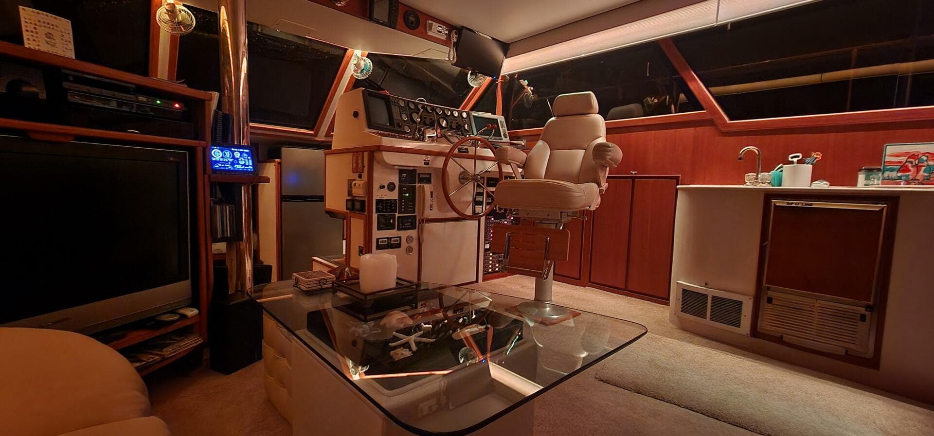 1988 Vantare 44 Aft Cabin — photo 8