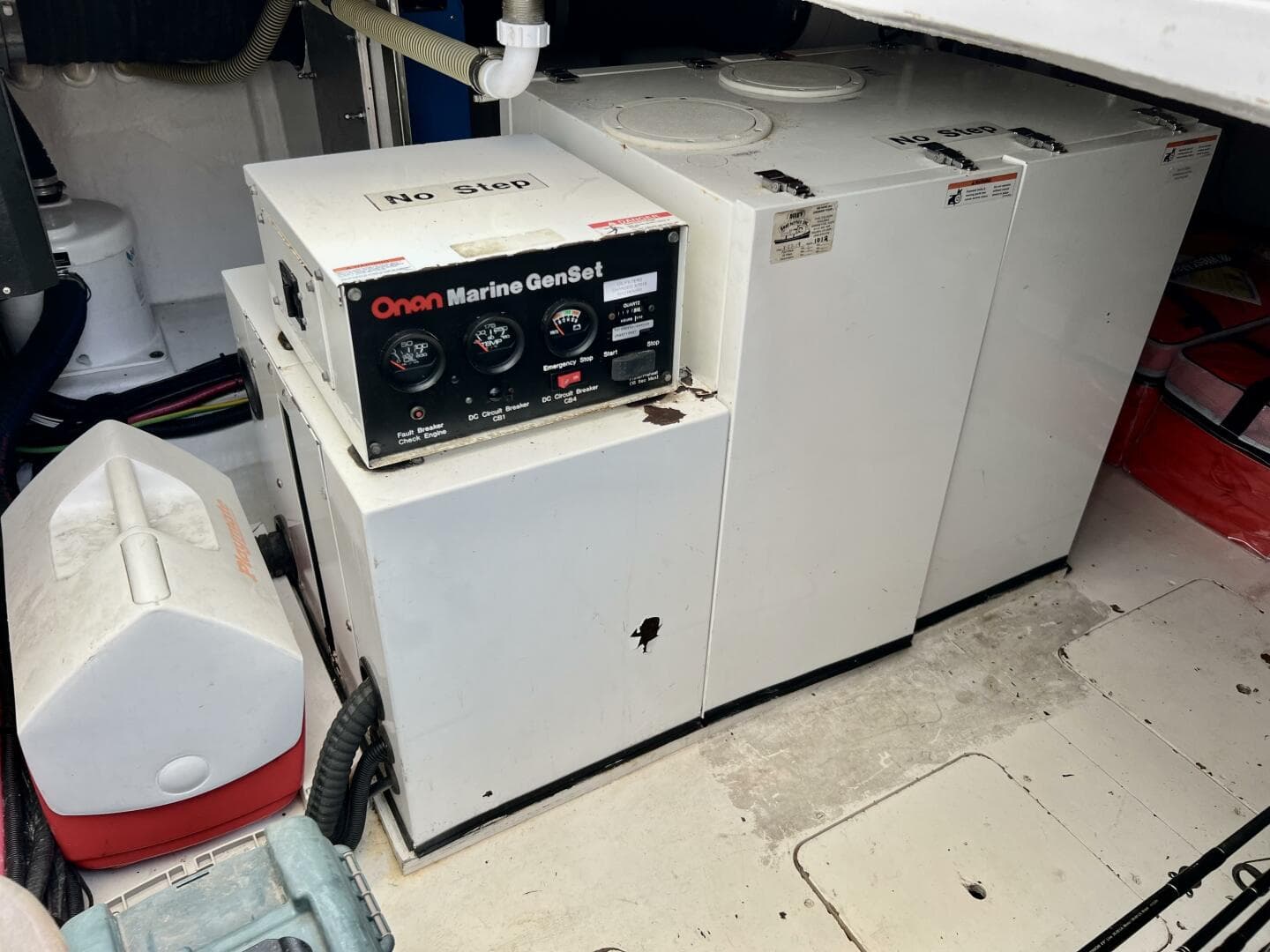 2000 Viking Princess 52 Flybridge — photo 64