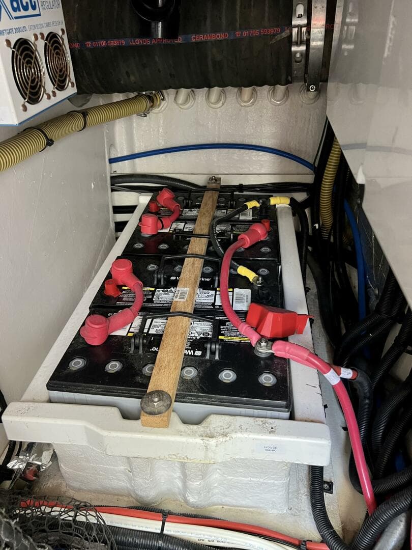 2000 Viking Princess 52 Flybridge — photo 67