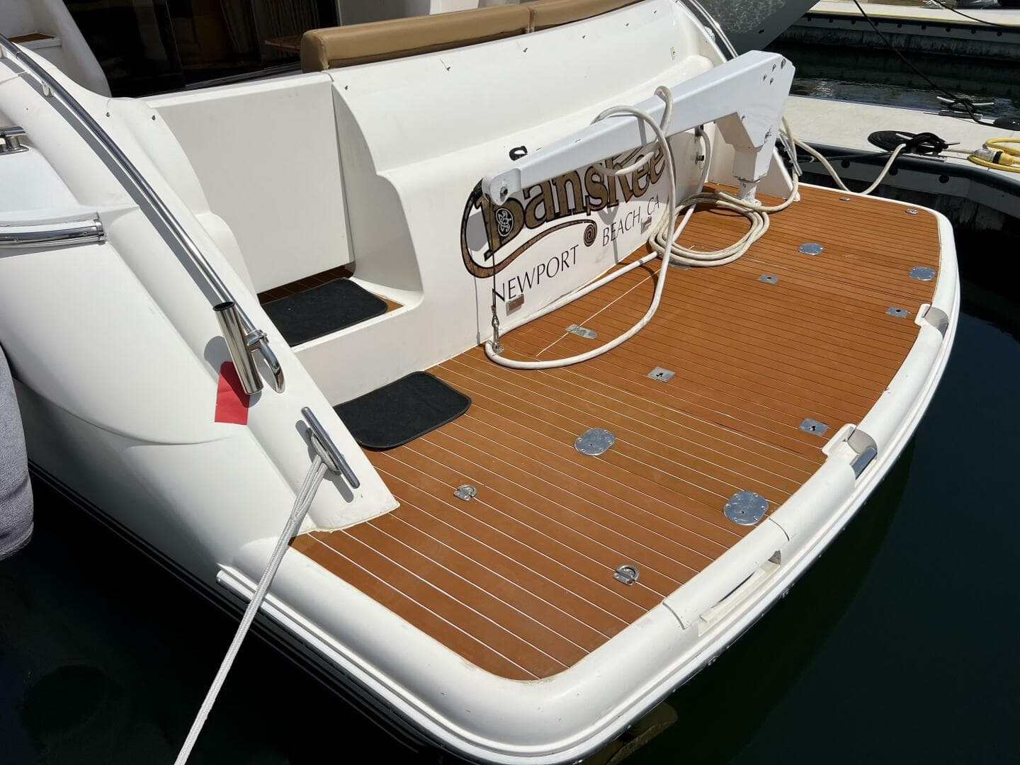 2000 Viking Princess 52 Flybridge — photo 11