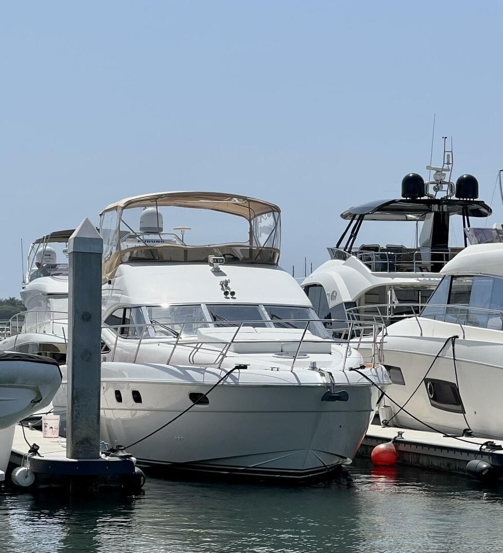 2000 Viking Princess 52 Flybridge — photo 3