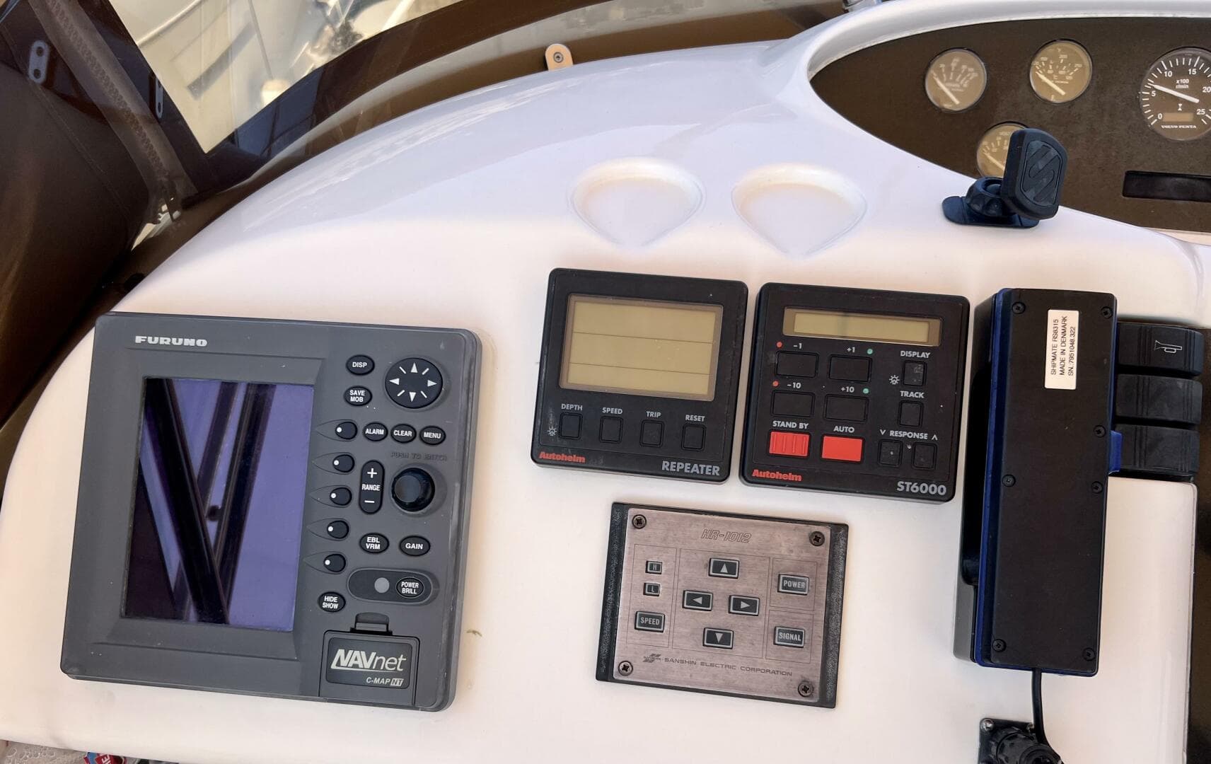 2000 Viking Princess 52 Flybridge — photo 41