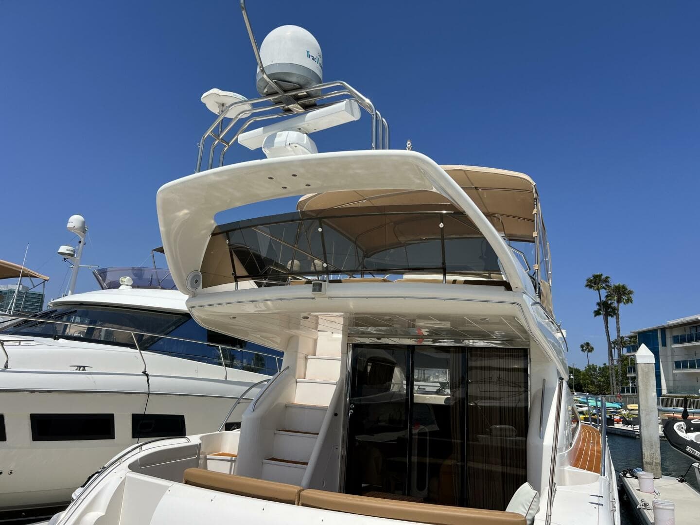 2000 Viking Princess 52 Flybridge — photo 12