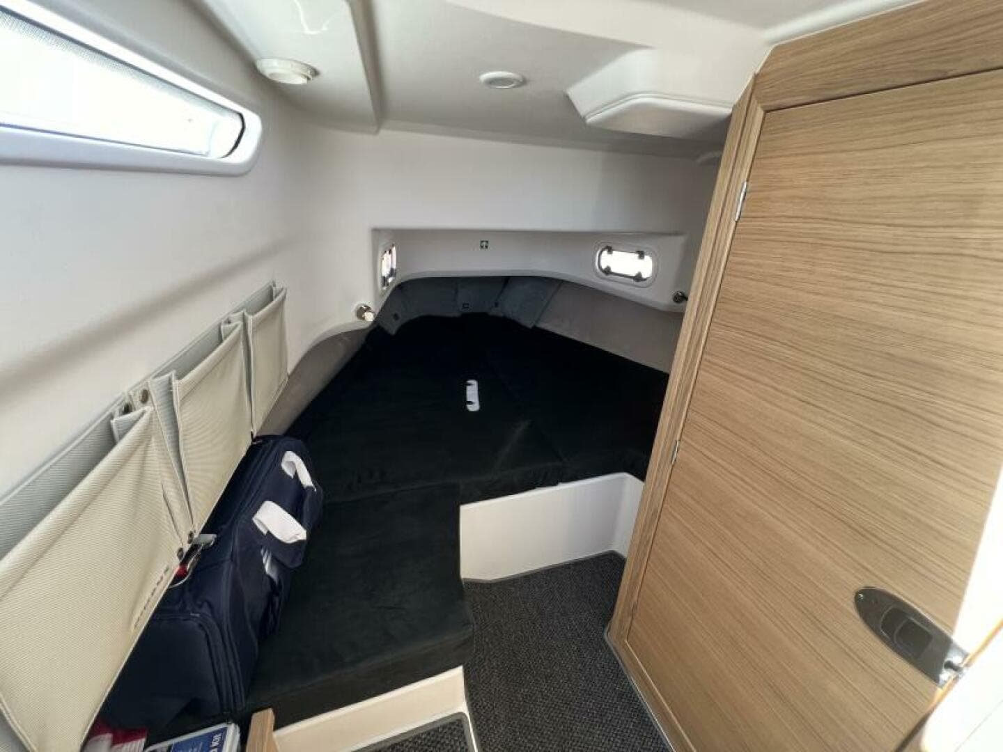 2024 Nimbus T9 — photo 18