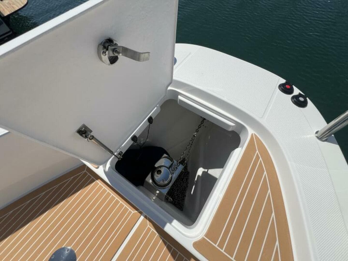 2024 Nimbus T9 — photo 9