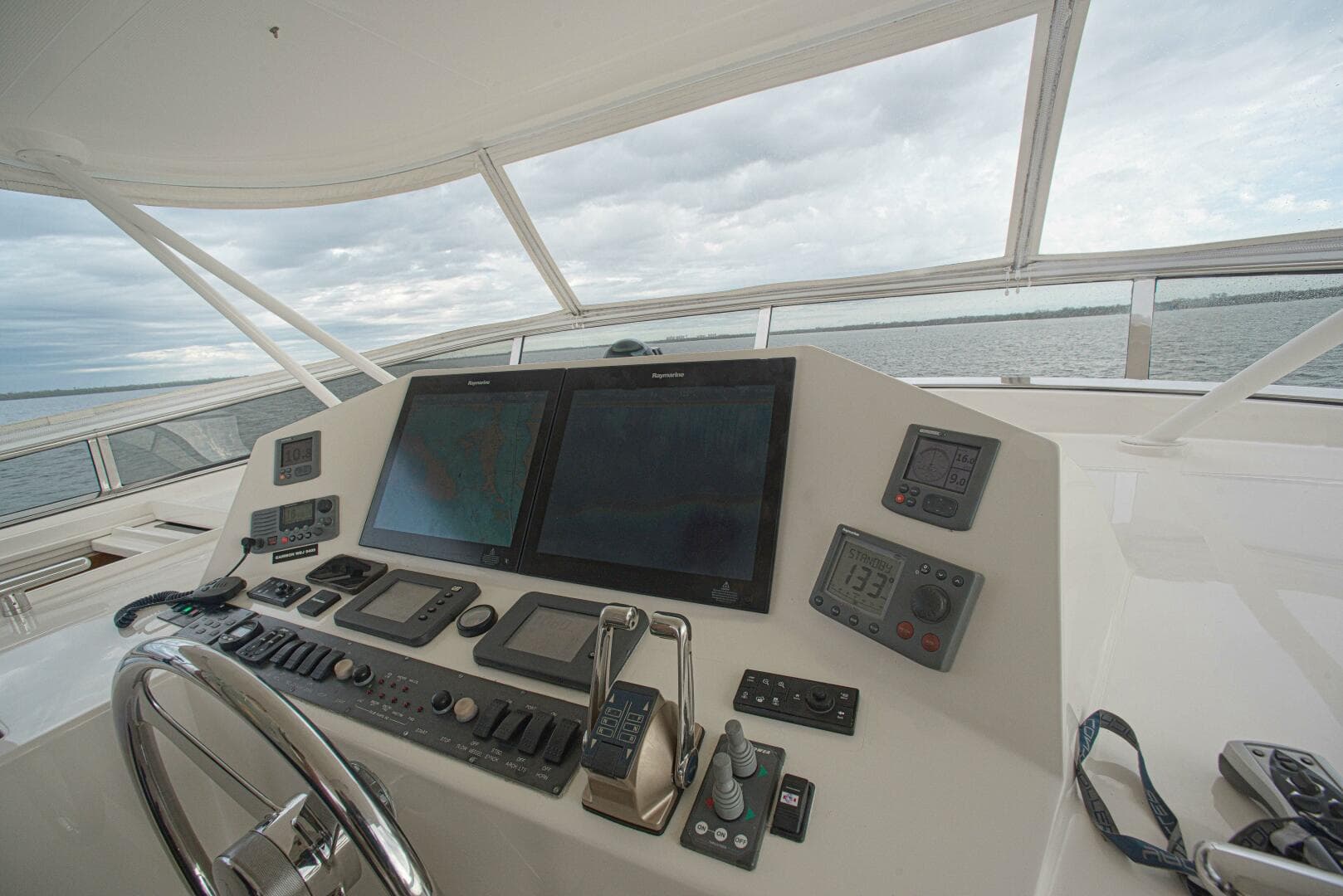 2009 Marlow Explorer 57E — photo 9