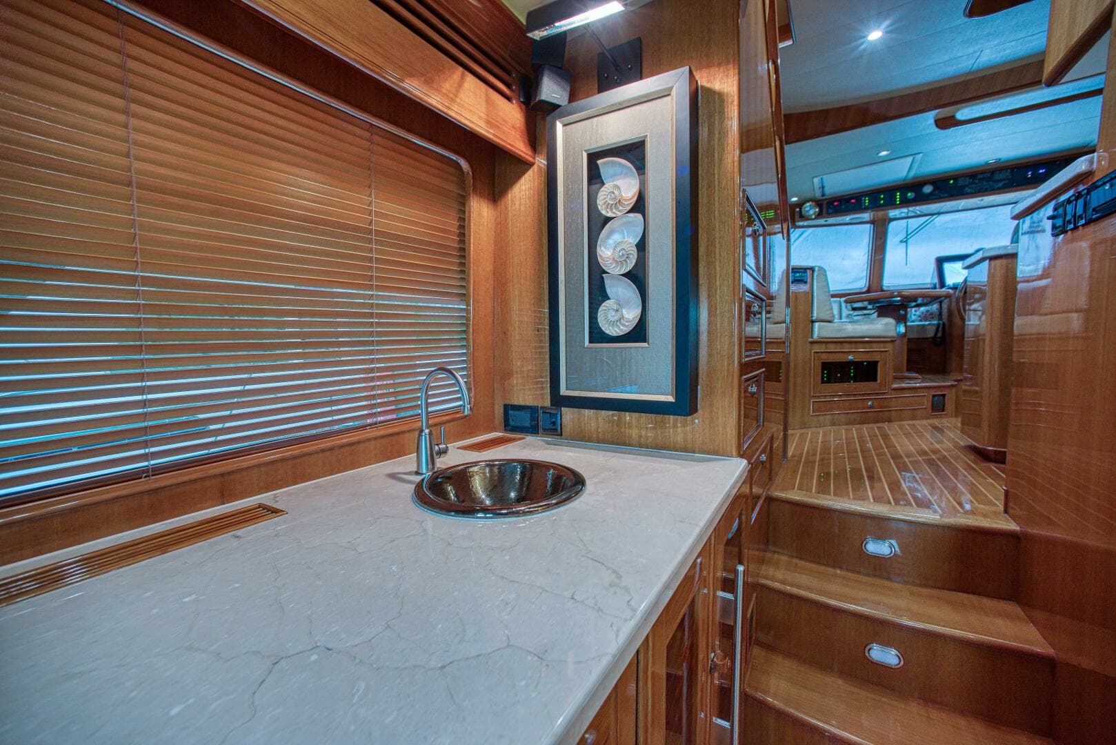 2009 Marlow Explorer 57E — photo 17