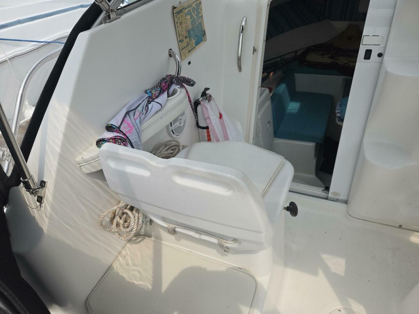 2000 Wellcraft 230 Coastal — photo 11