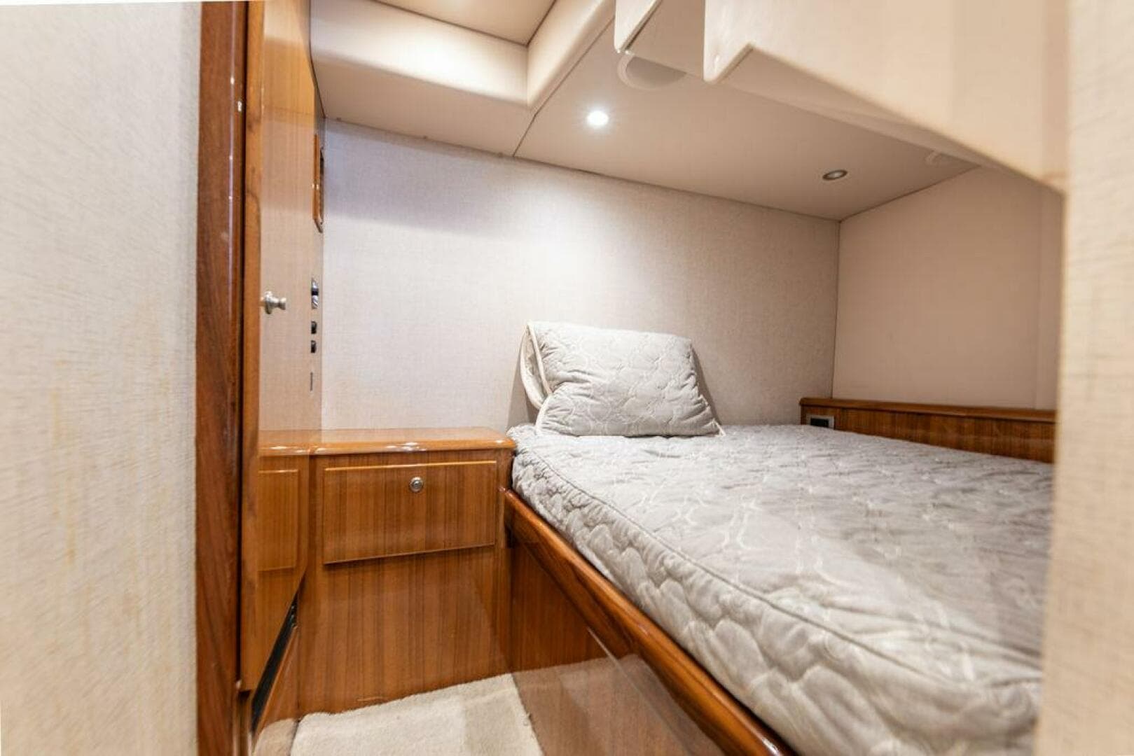 2018 Viking 44 Open — photo 14