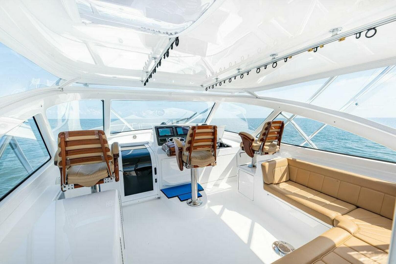 2018 Viking 44 Open — photo 30