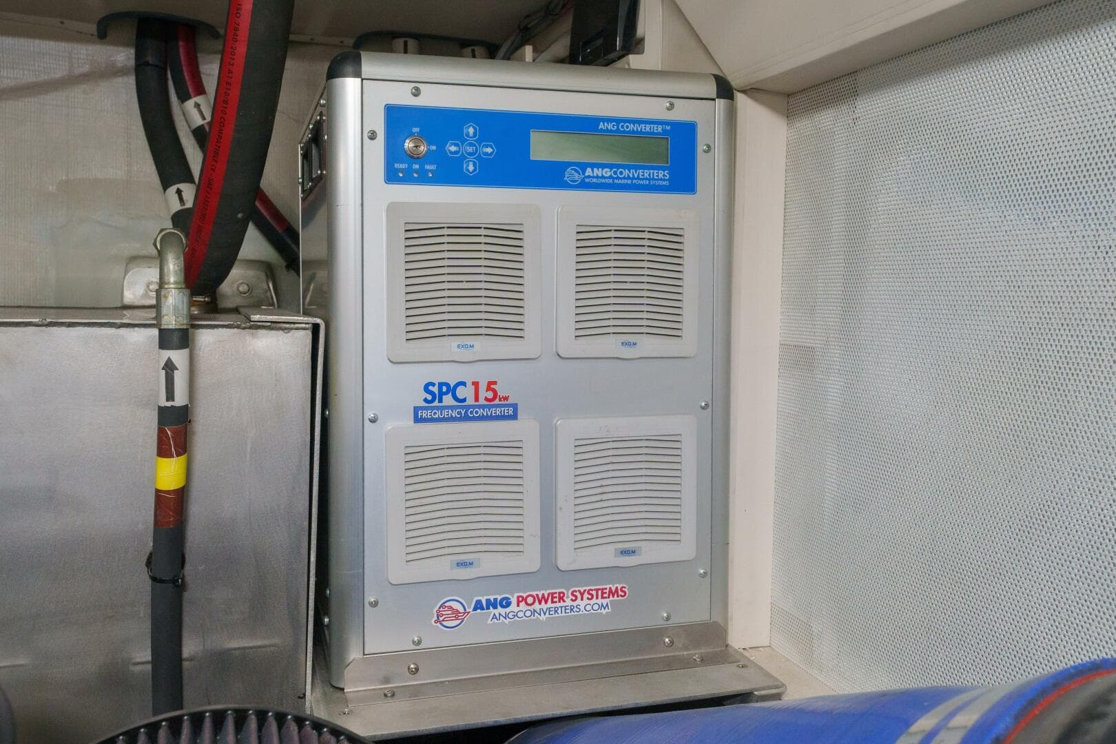 2020 Sirena 64 — photo 47