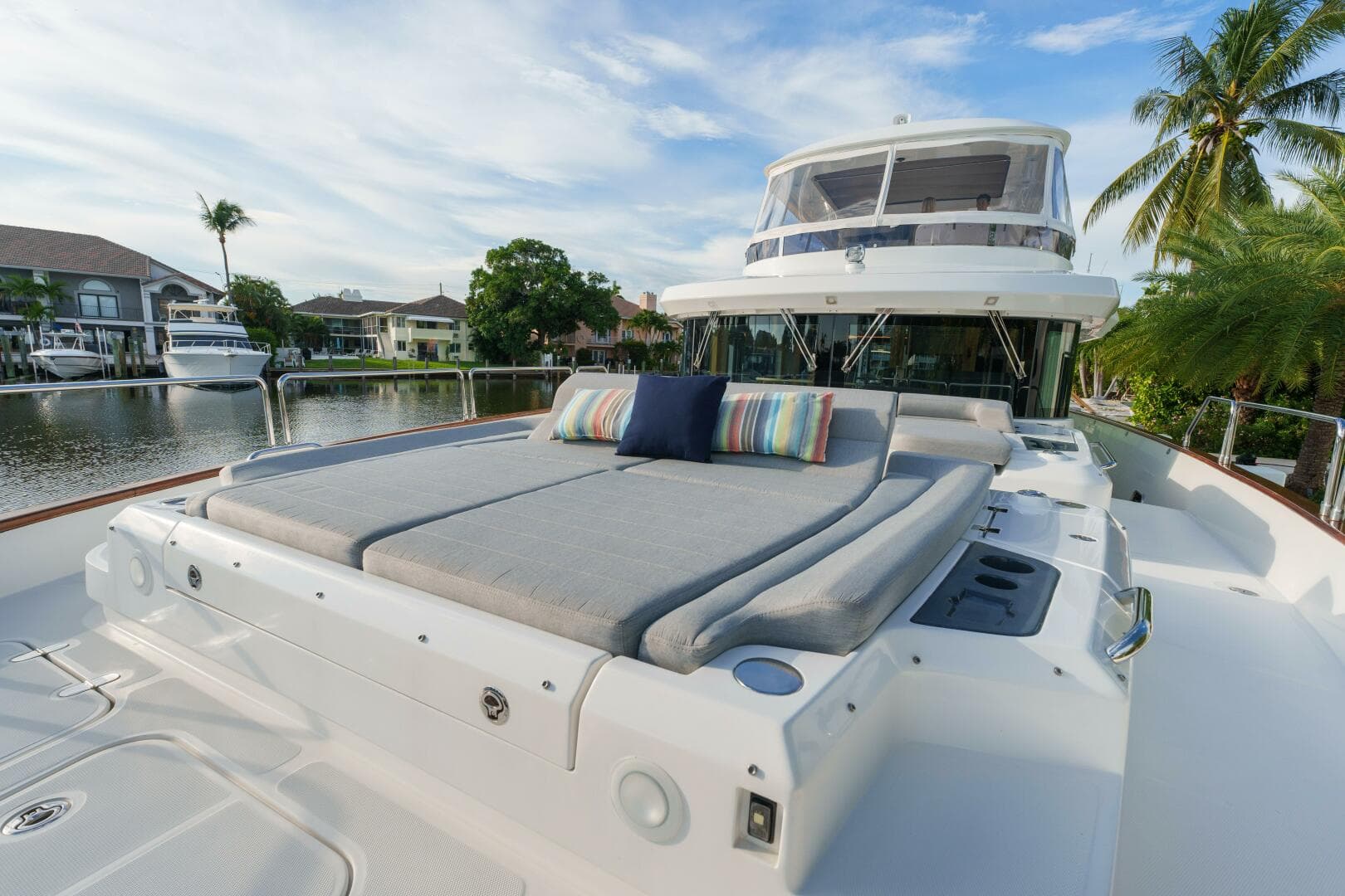 2020 Sirena 64 — photo 31