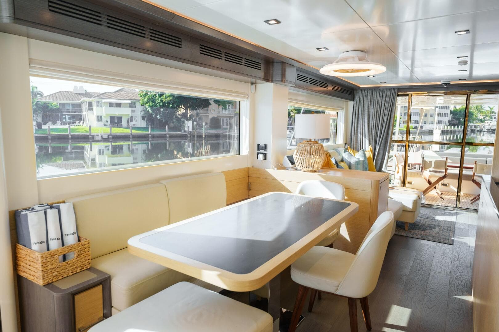 2020 Sirena 64 — photo 11