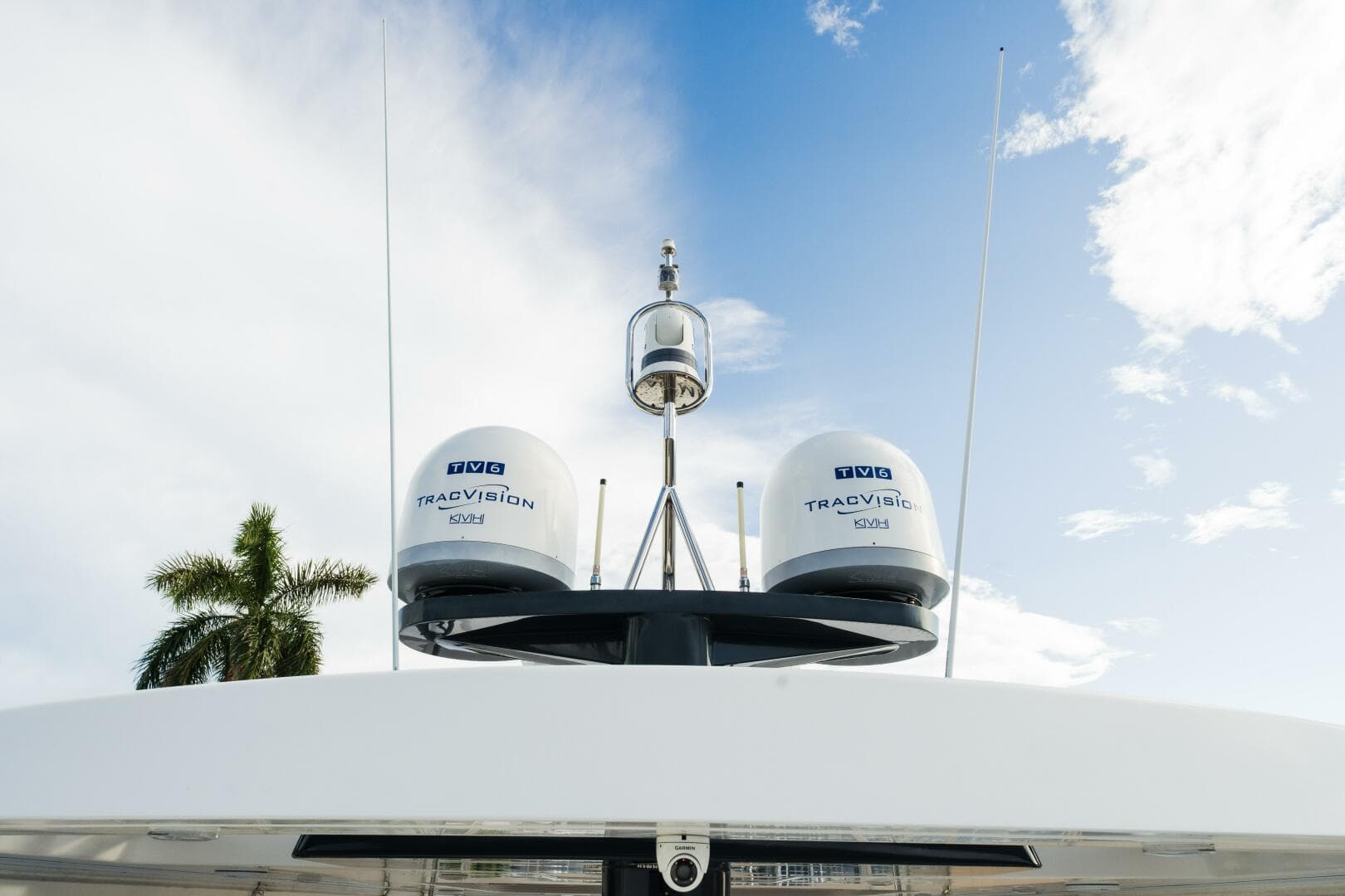 2020 Sirena 64 — photo 42