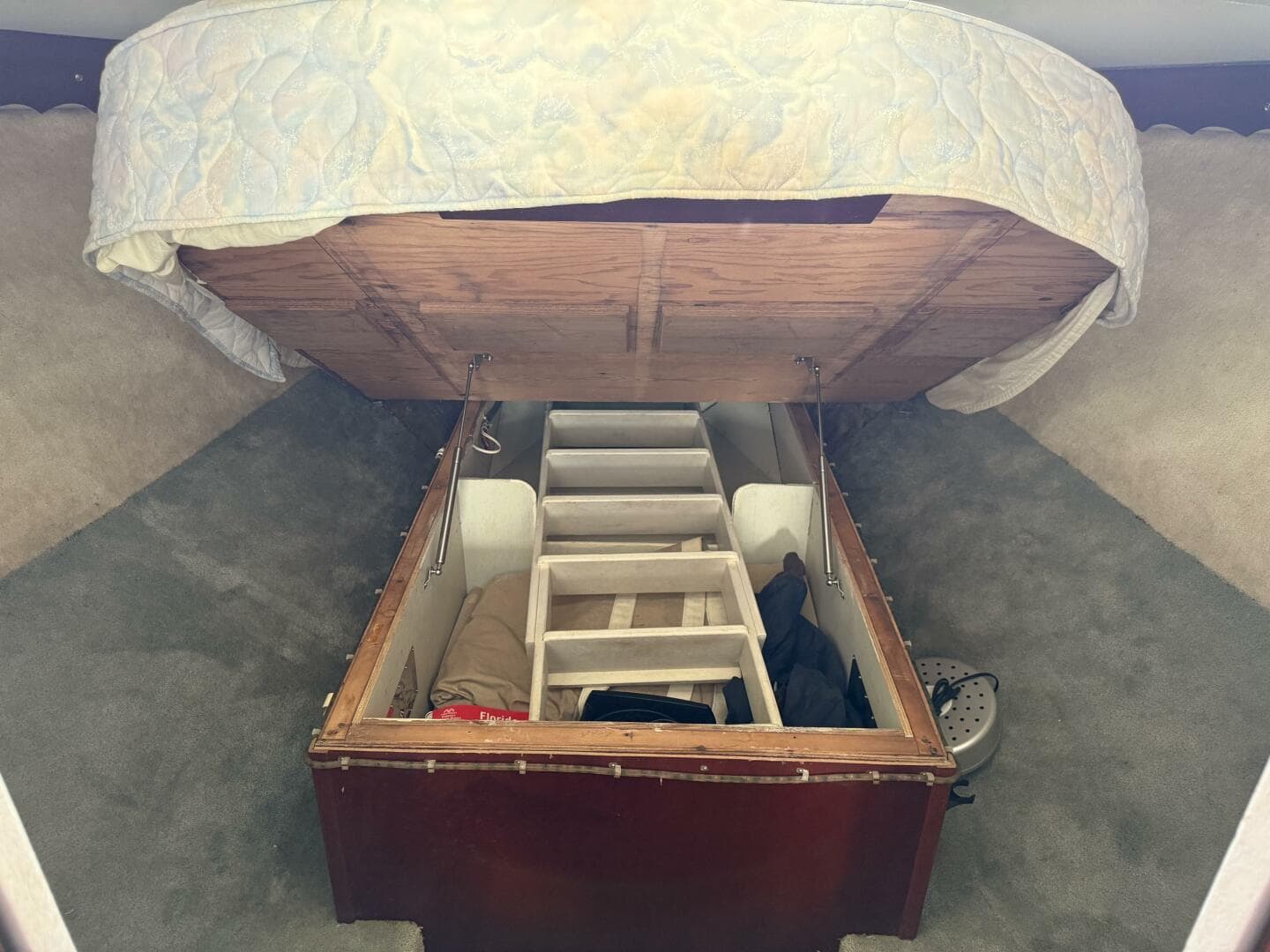 1984 Custom 38 Custom — photo 14