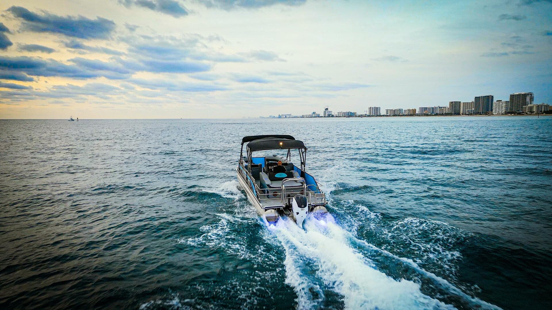 2025 Vision V30 — photo 8