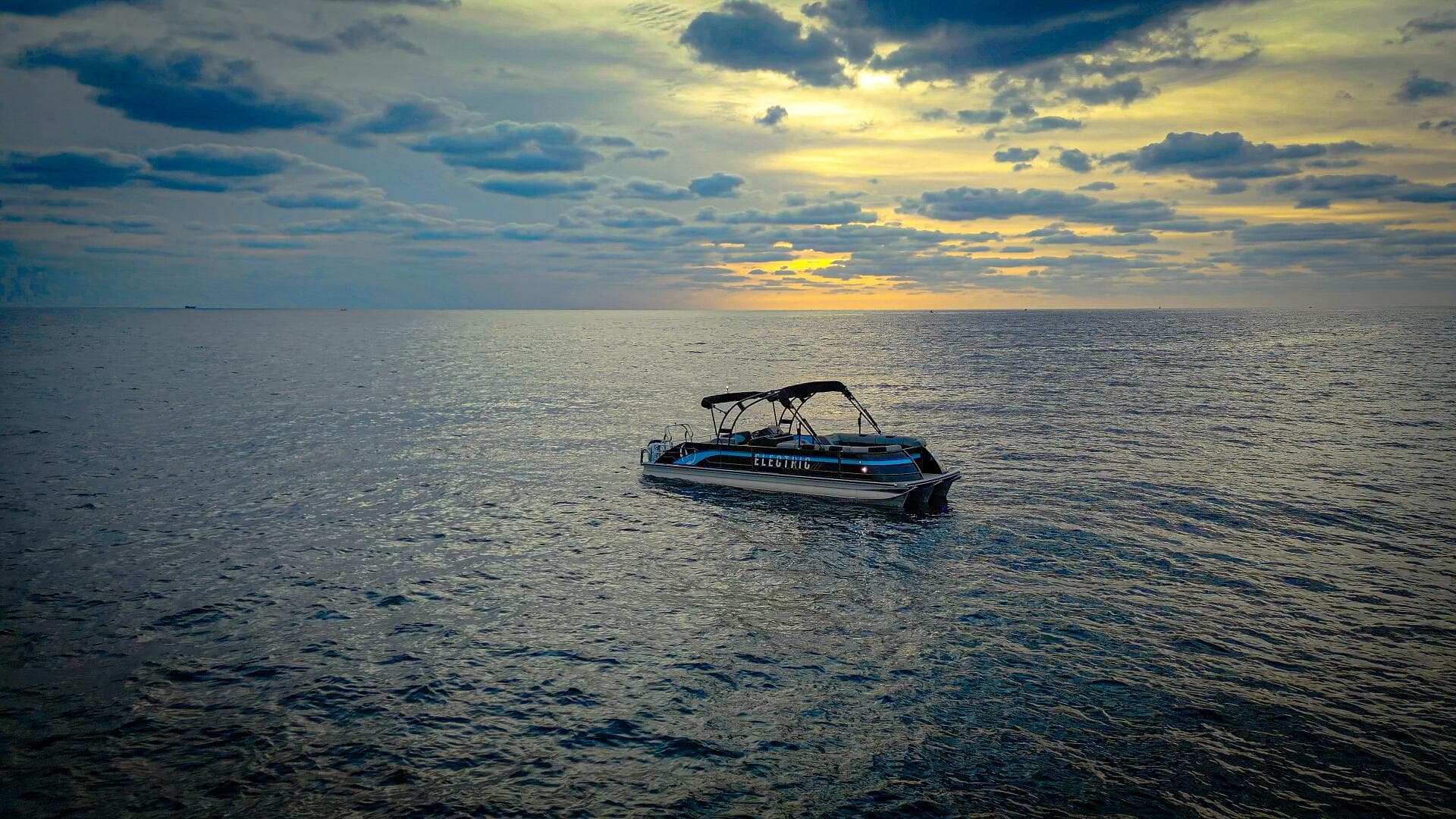 2025 Vision V30 — photo 9