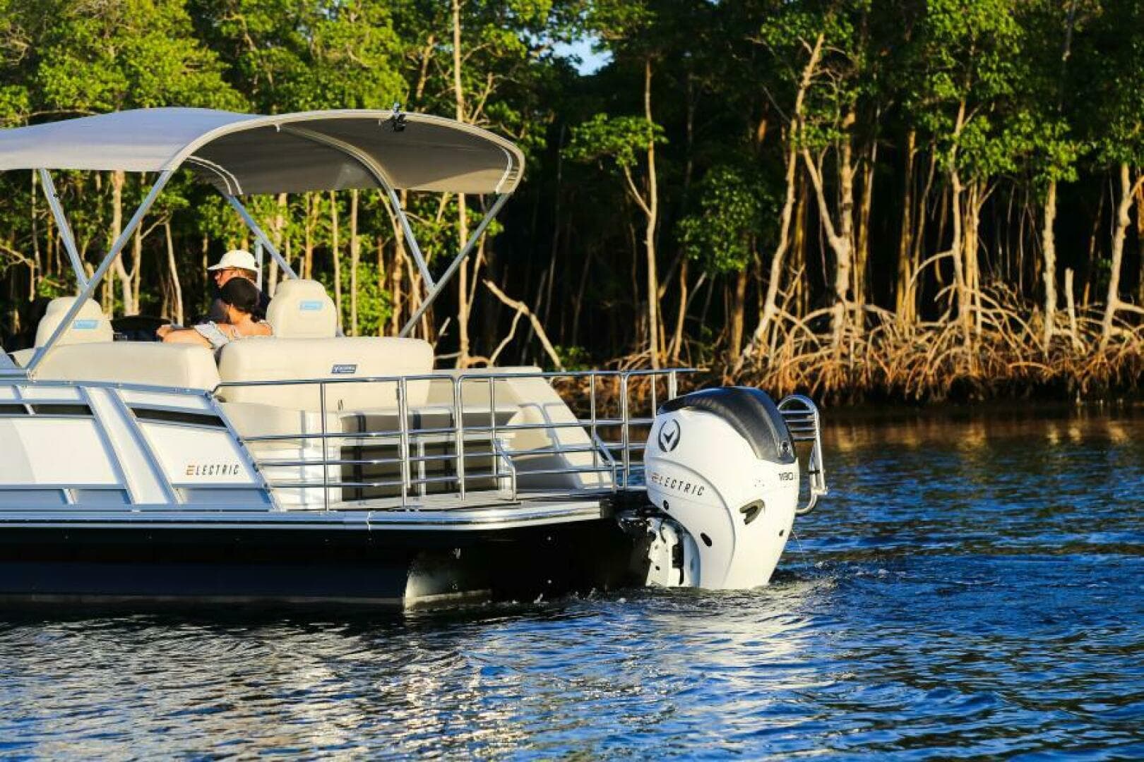 2025 Vision V24 — photo 8