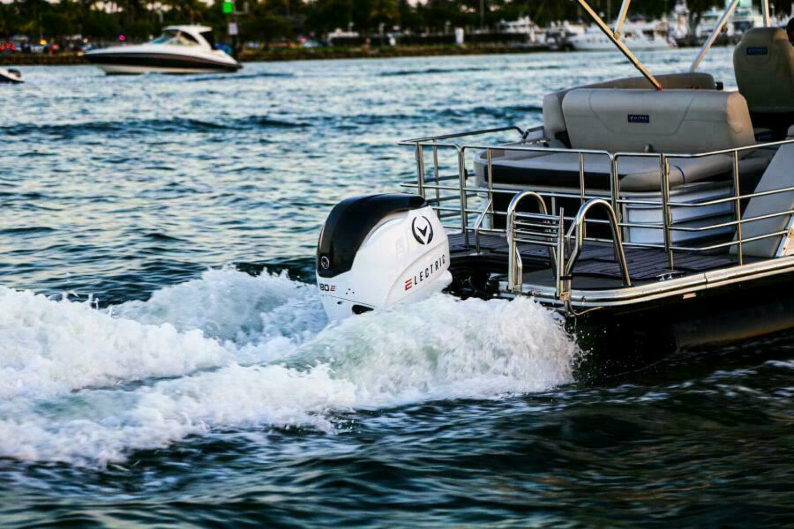 2025 Vision V24 — photo 12