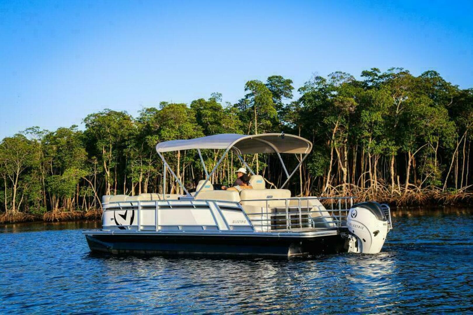 2025 Vision V24 — photo 7