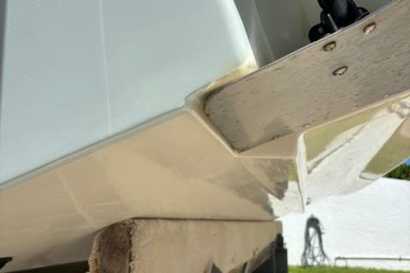 2018 Century 2600 Center Console — photo 14