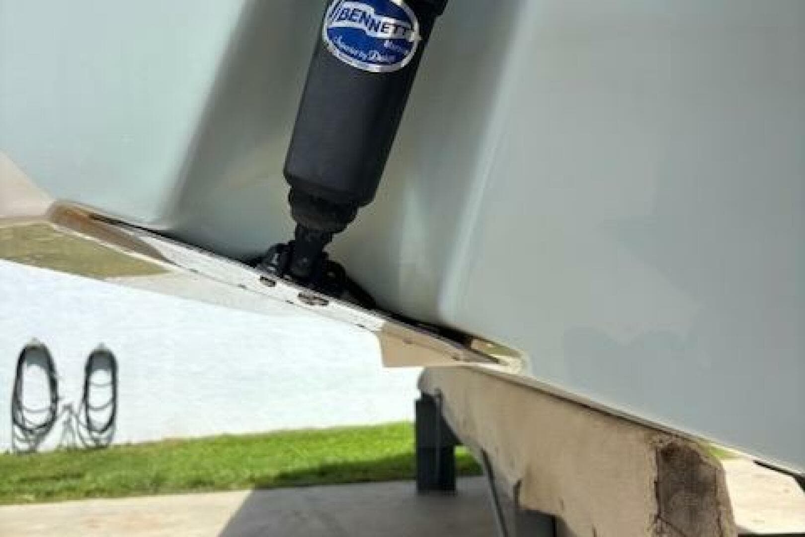 2018 Century 2600 Center Console — photo 12