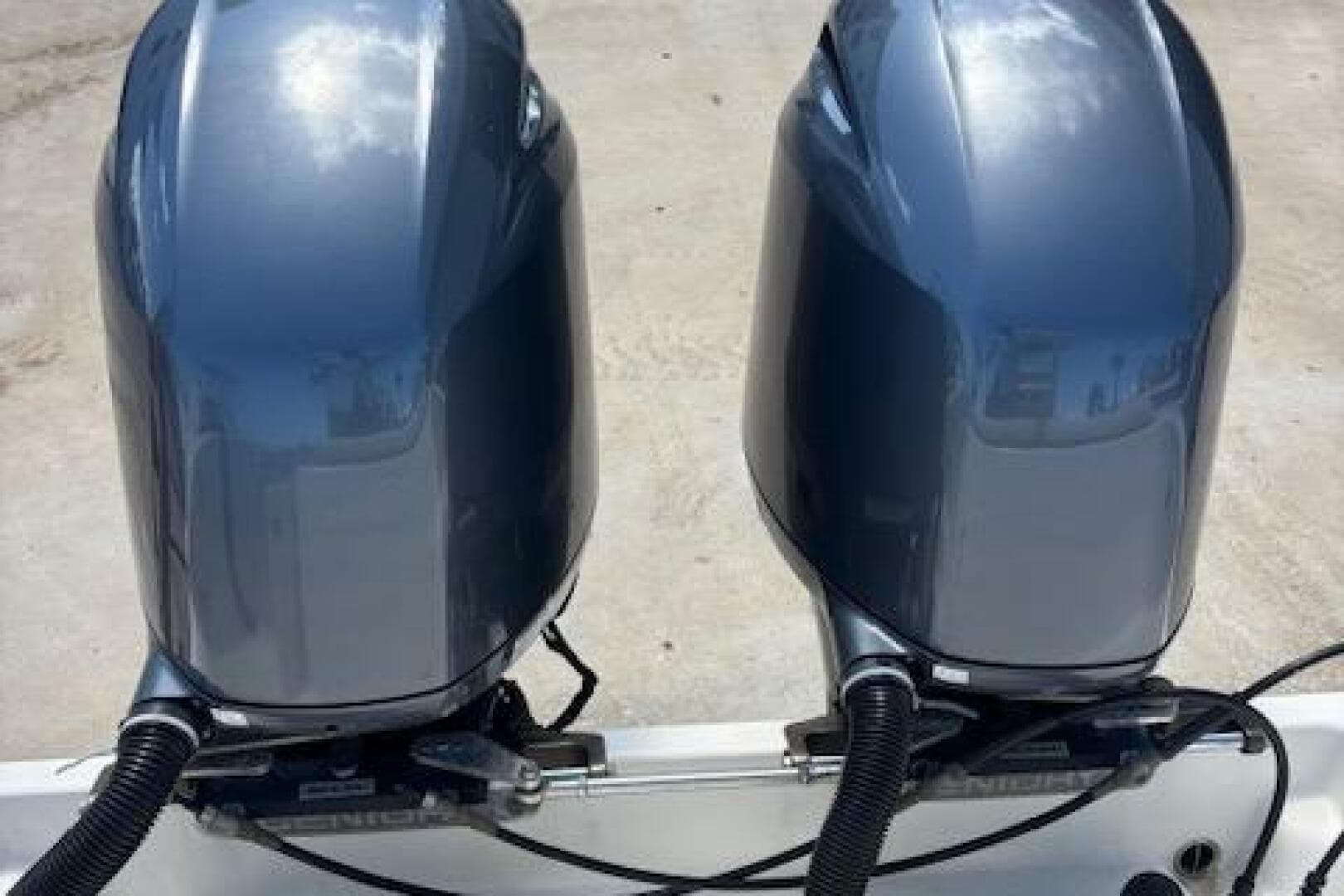 2018 Century 2600 Center Console — photo 4