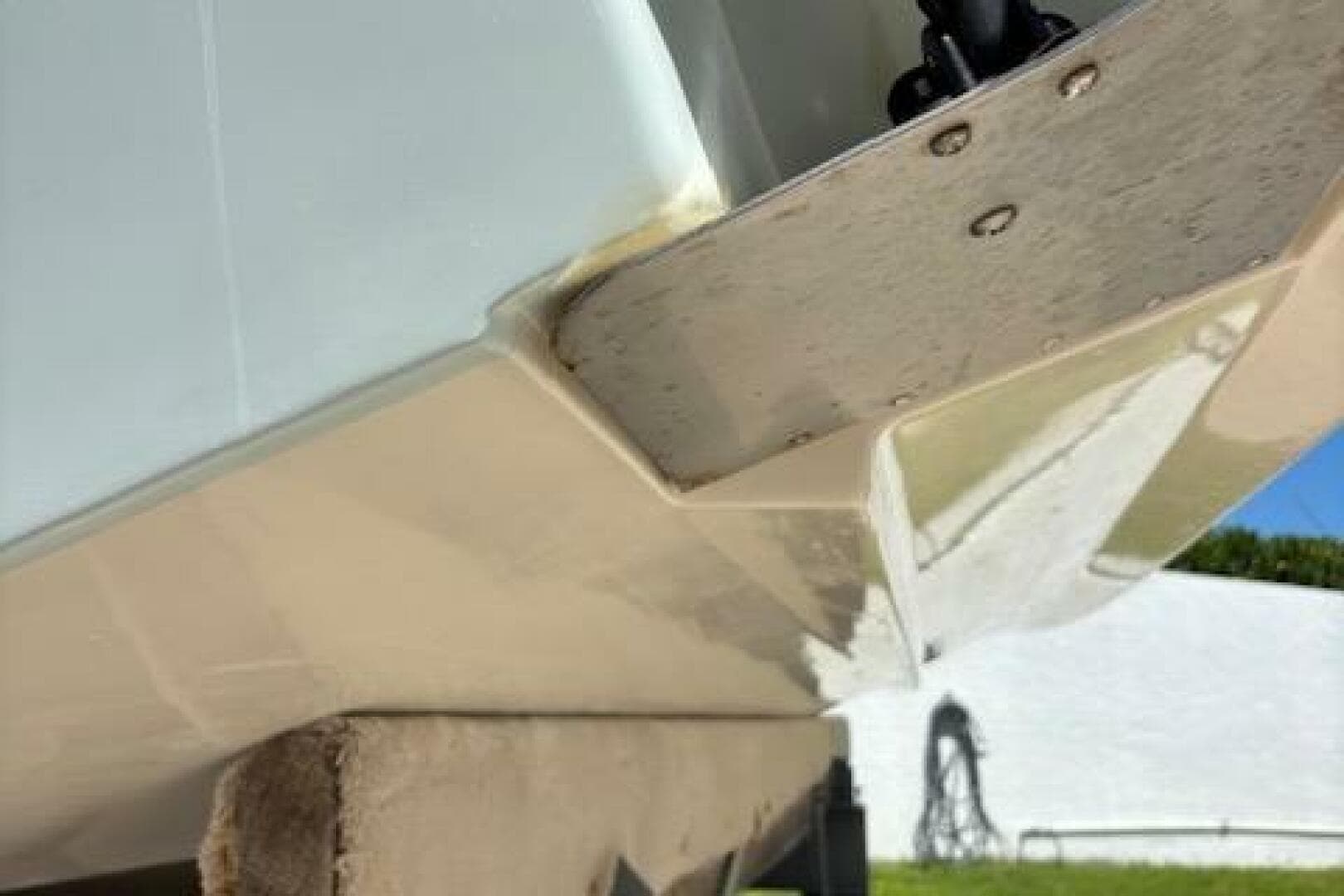 2018 Century 2600 Center Console — photo 13