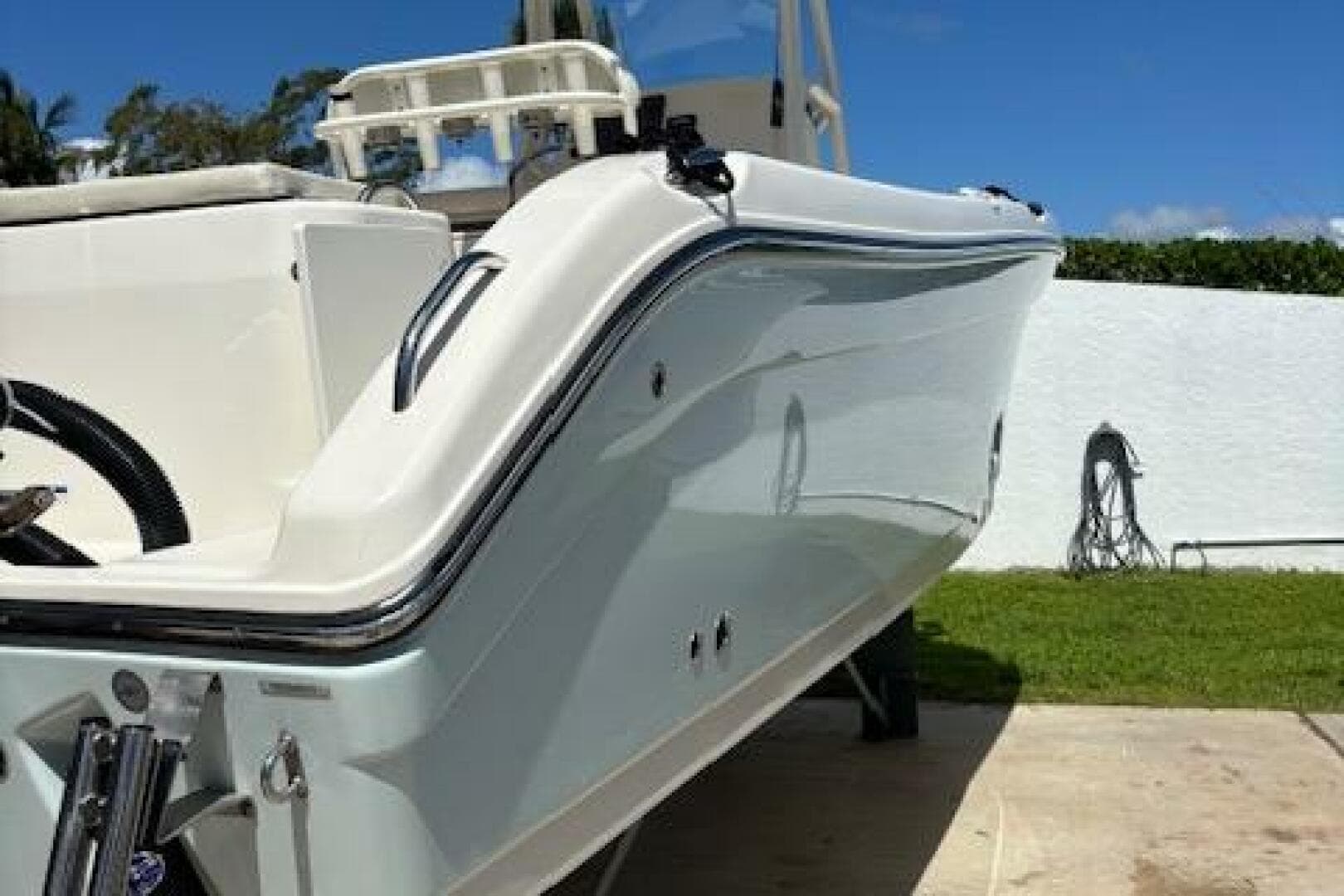 2018 Century 2600 Center Console — photo 15