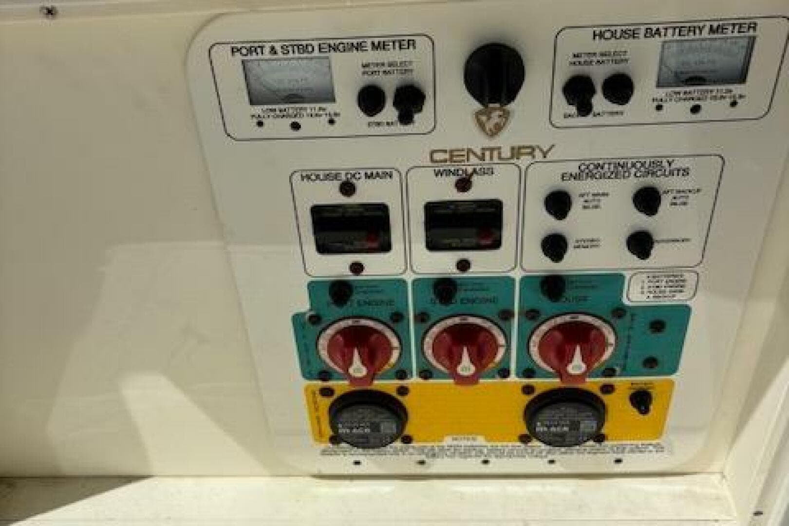 2018 Century 2600 Center Console — photo 37