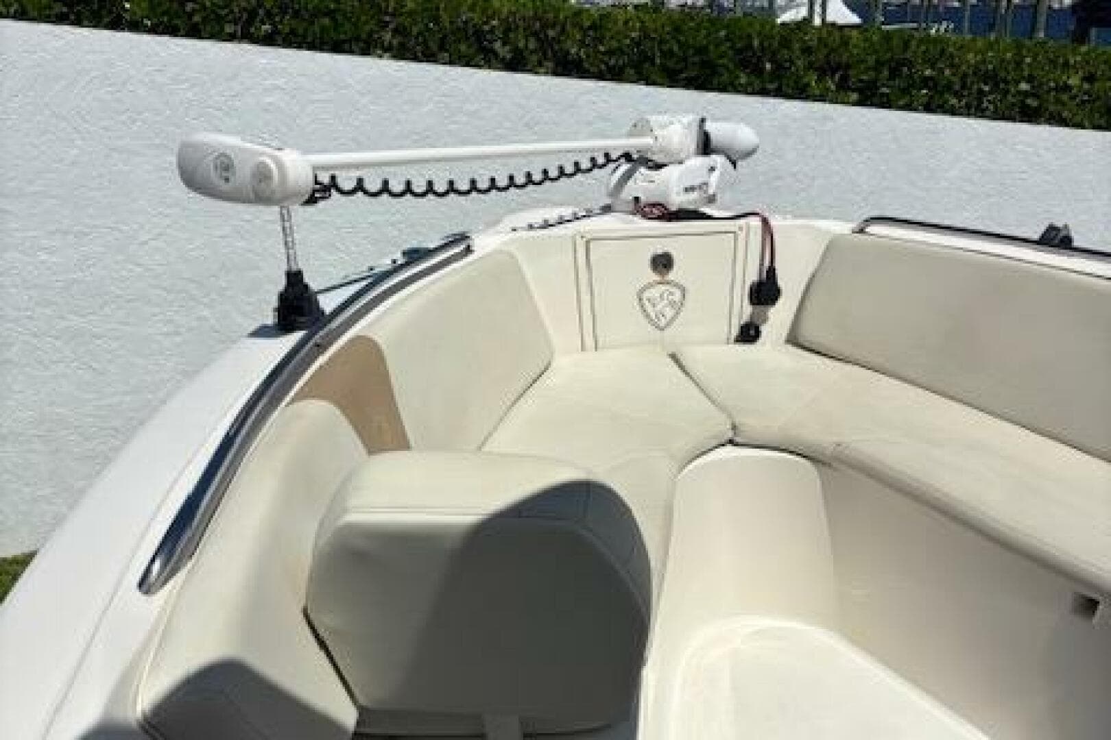 2018 Century 2600 Center Console — photo 33