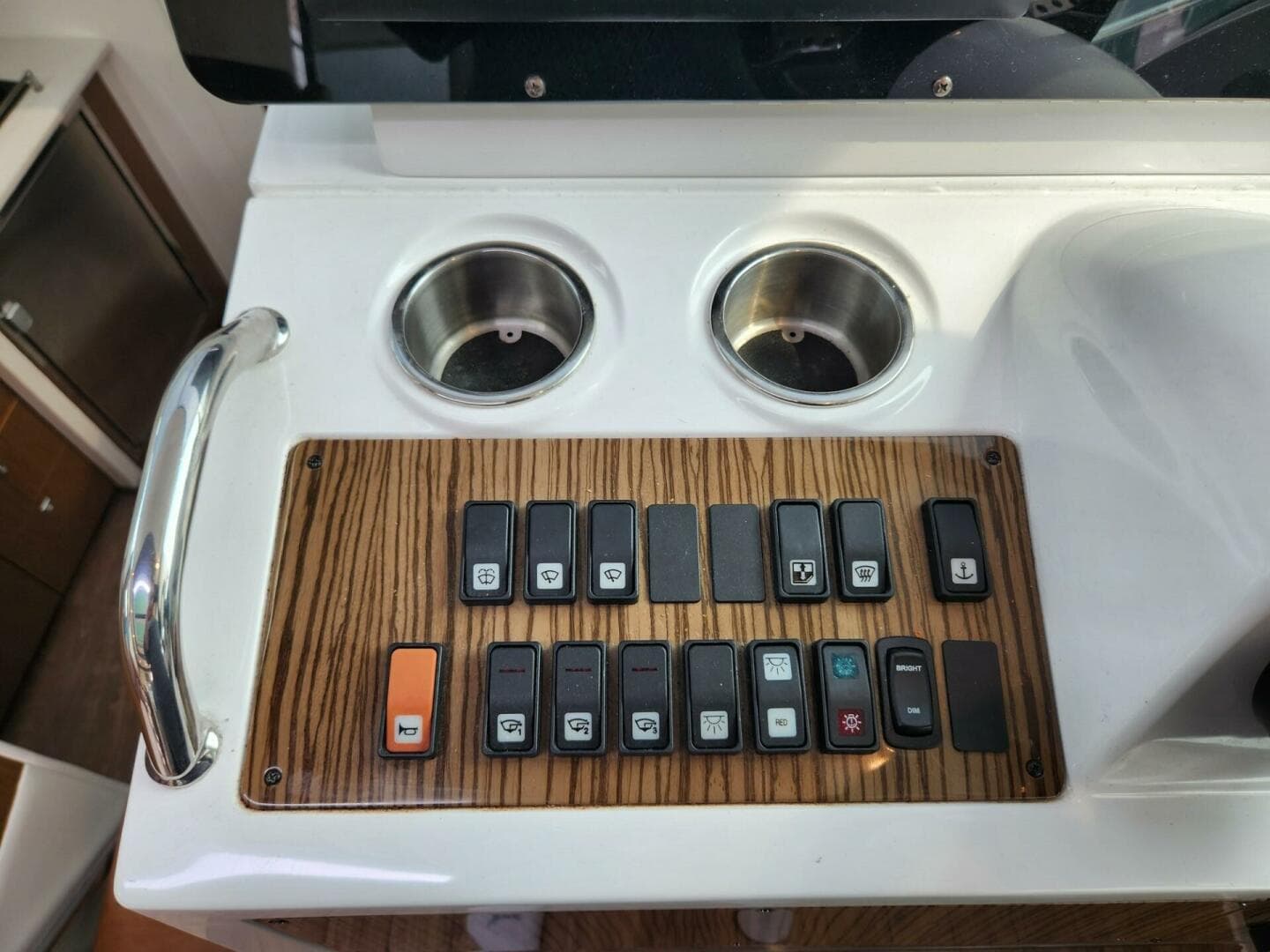 2016 Cruisers Yachts Cantius — photo 29