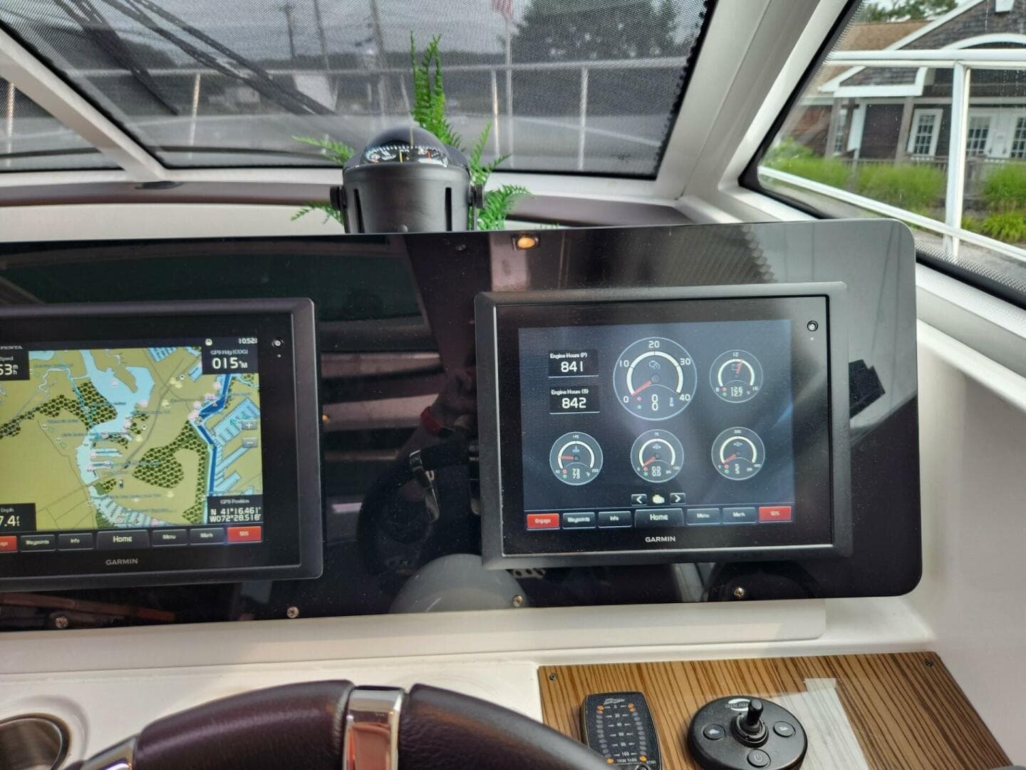 2016 Cruisers Yachts Cantius — photo 32