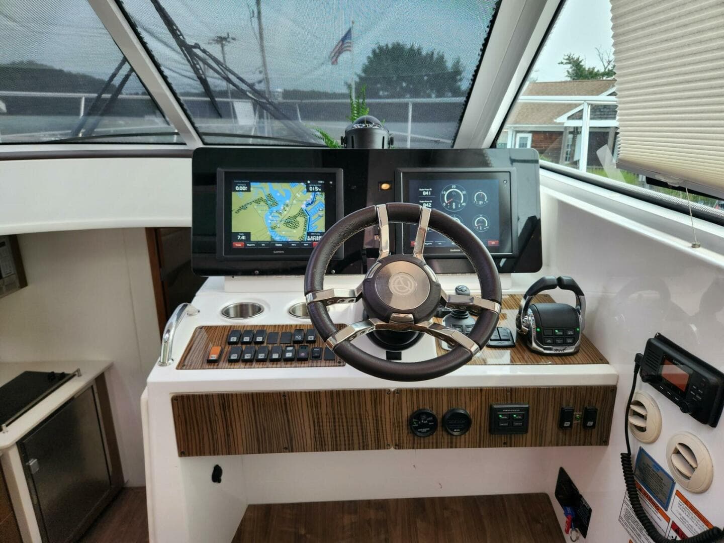 2016 Cruisers Yachts Cantius — photo 12