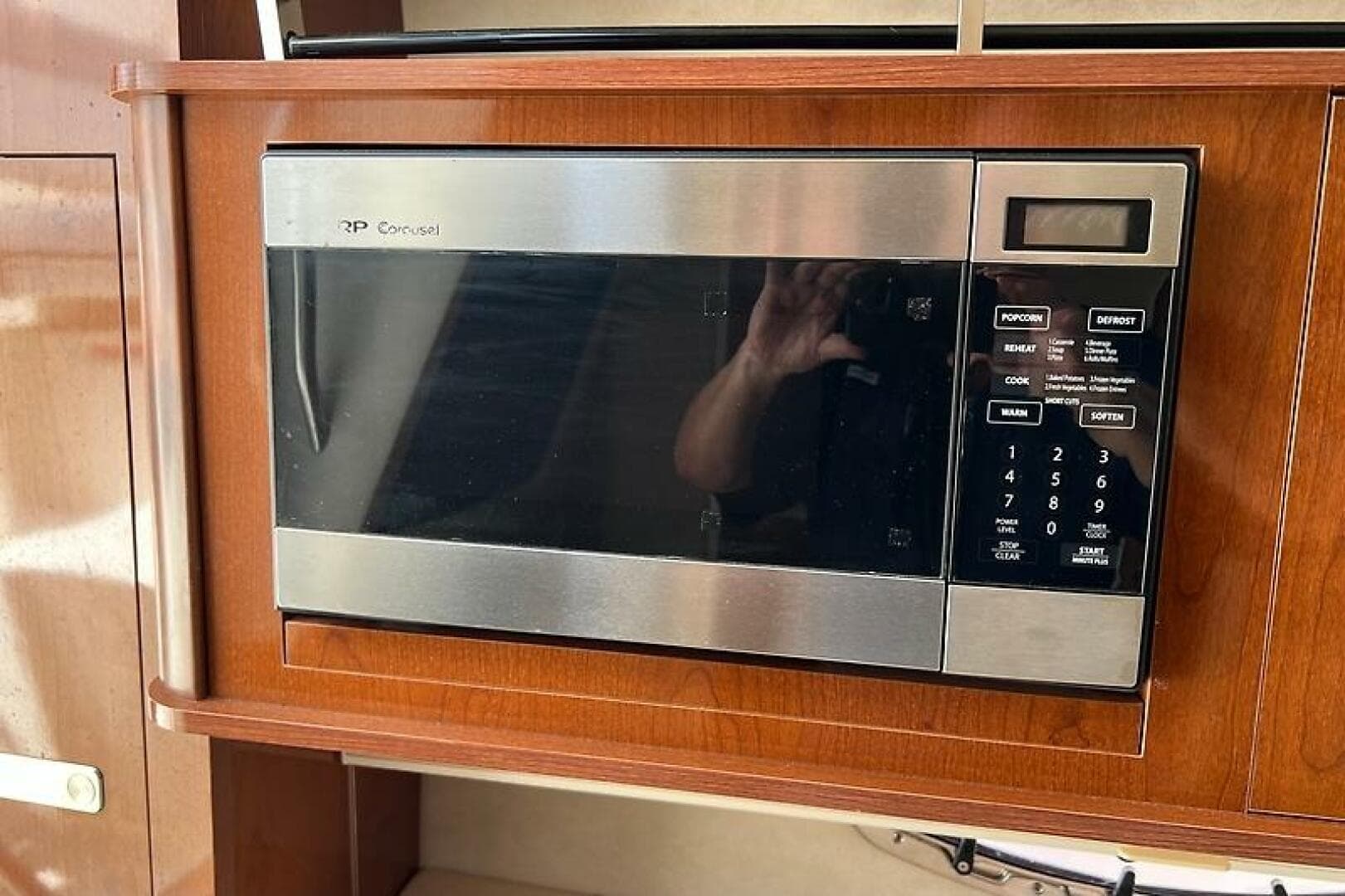 2011 Sea Ray 280 Sundancer — photo 16